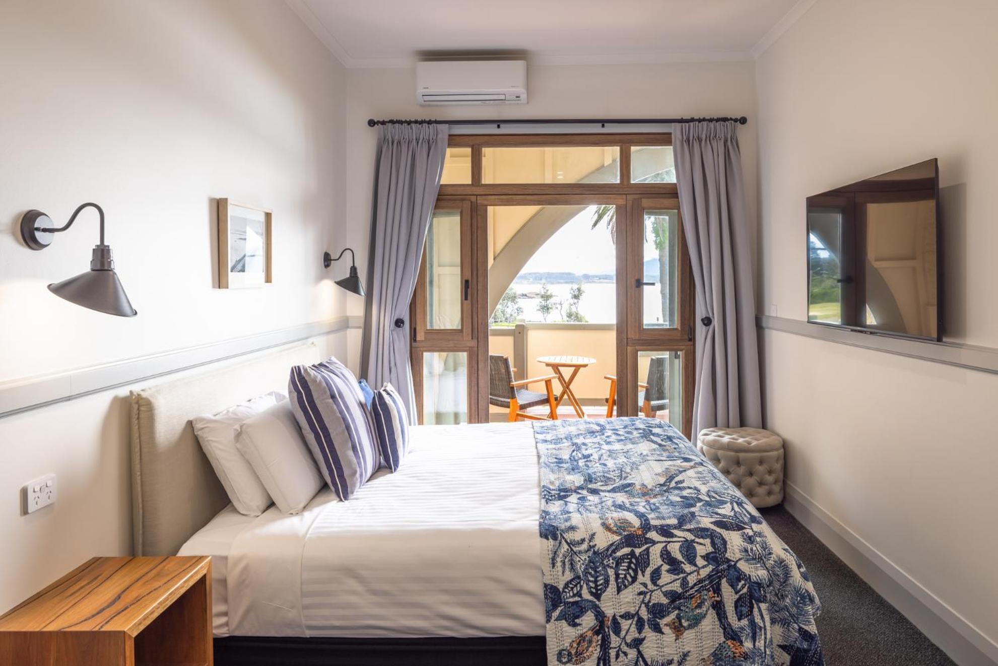 Bermagui Beach Hotel Номер фото