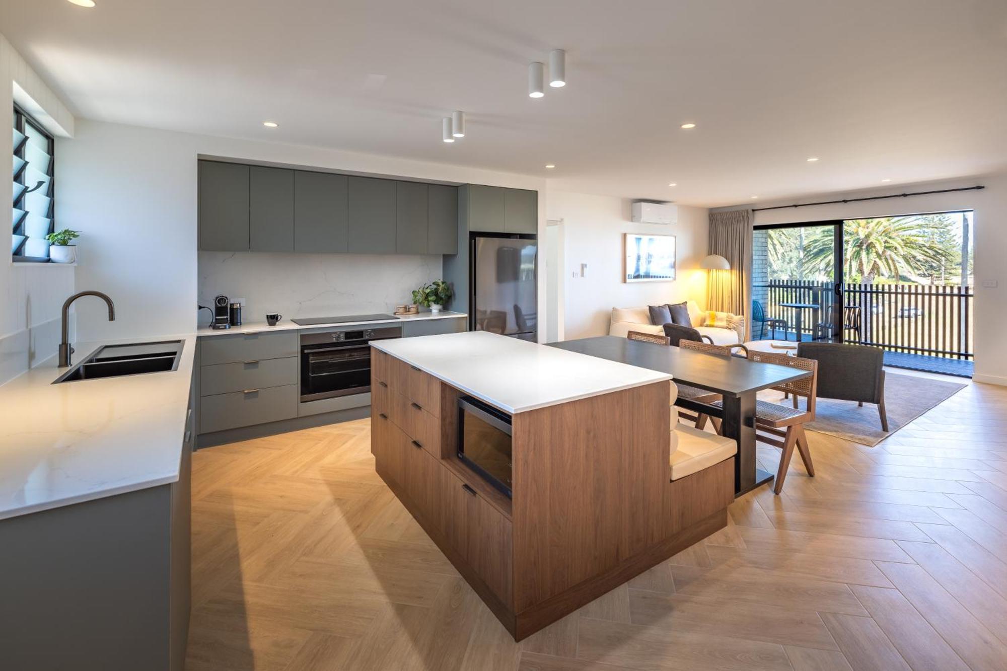 Bermagui Beach Hotel Экстерьер фото